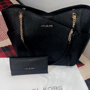 Michael Kors handbag & wallet